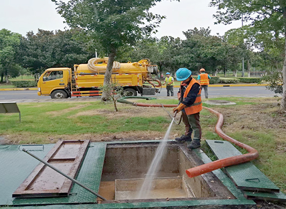 察雅化油池清理